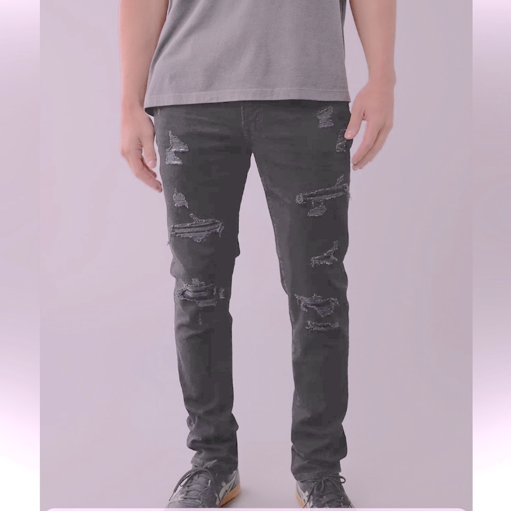 AMERICAN EAGLE Black Airflex+ Ripped Jeans 28 x 30 NWOT